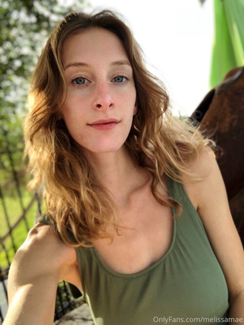 MelissaMae / SongBirdBabe Nude Leaked Onlyfans Photo