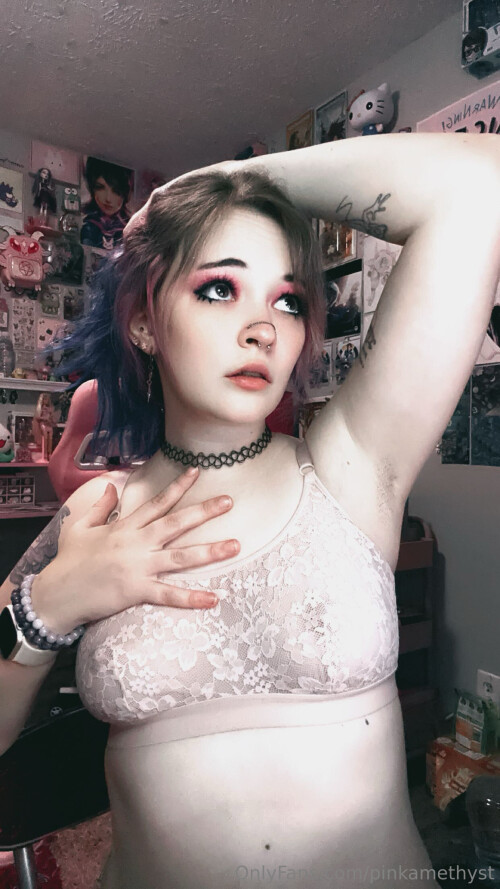 arinsquirrel98 Nude Leaked Onlyfans Photo arinsquirrel98 Nude Leaked Onlyfans Photo