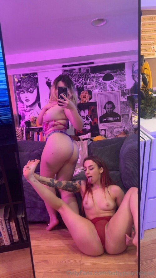 Kat / BabyPeachHead Nude Leaked Onlyfans Photo Kat / BabyPeachHead Nude Leaked Onlyfans Photo