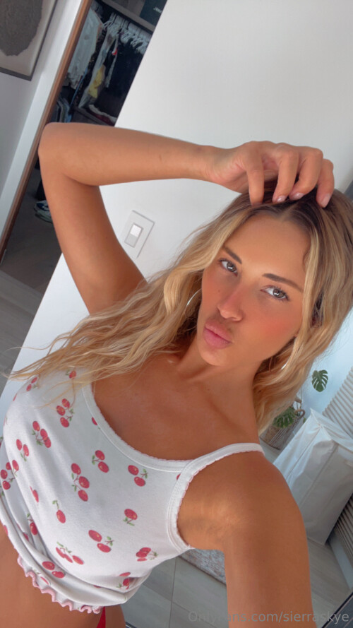 Sierra Skye Nude Leaked Onlyfans Photo