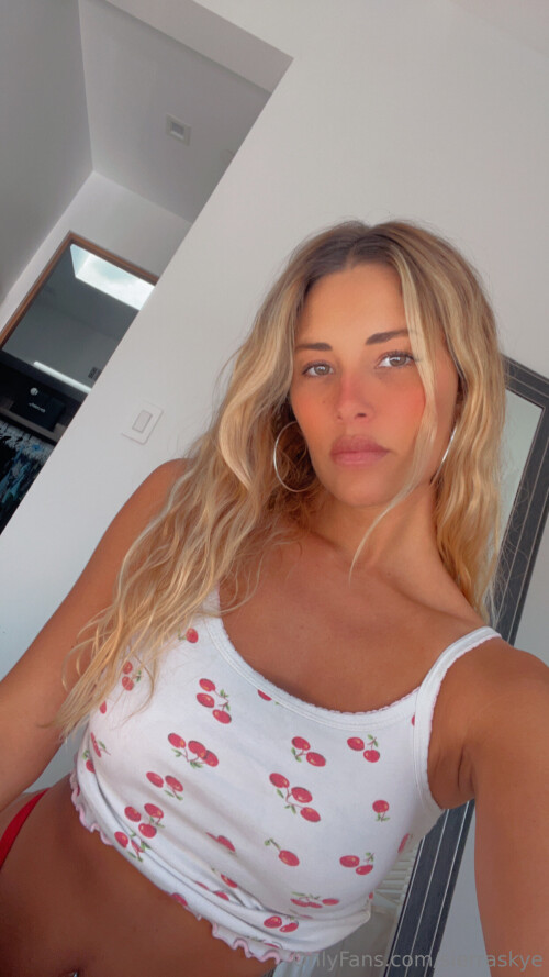 Sierra Skye Nude Leaked Onlyfans Photo