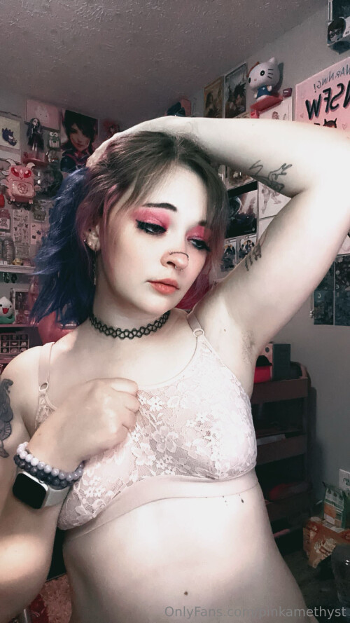 arinsquirrel98 Nude Leaked Onlyfans Photo arinsquirrel98 Nude Leaked Onlyfans Photo