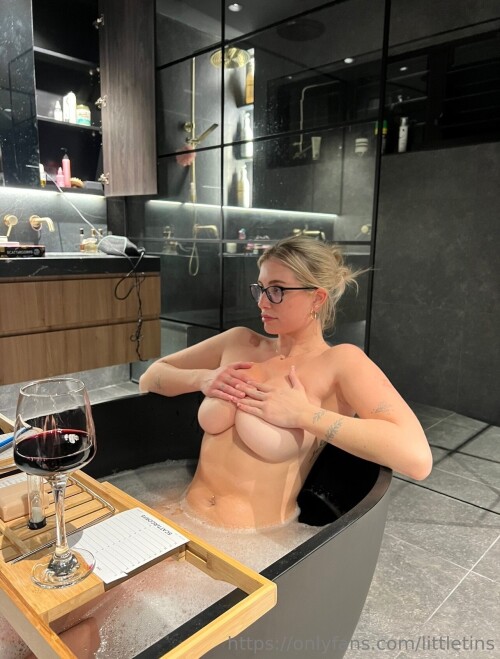 Lily Rose | lilrose | little.tins Nude Leaked Onlyfans Photo Lily Rose | lilrose | little.tins Nude Leaked Onlyfans Photo