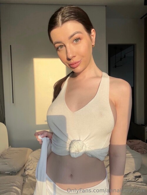 PETITE DOLL aka annakissksyuk Nude Leaked Onlyfans Photo PETITE DOLL aka annakissksyuk Nude Leaked Onlyfans Photo