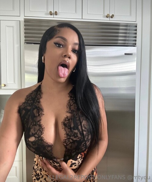 Lola Teases / mtyou Nude Leaked Onlyfans Photo Lola Teases / mtyou Nude Leaked Onlyfans Photo