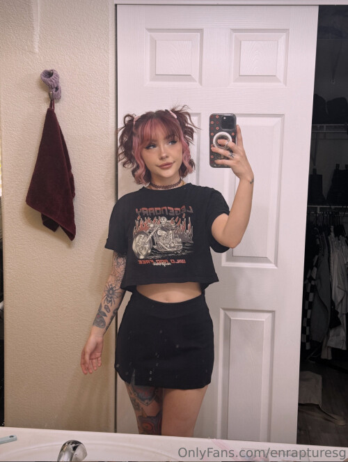 enrapturesg | enrapturex | elise tails Nude Leaked Onlyfans Photo