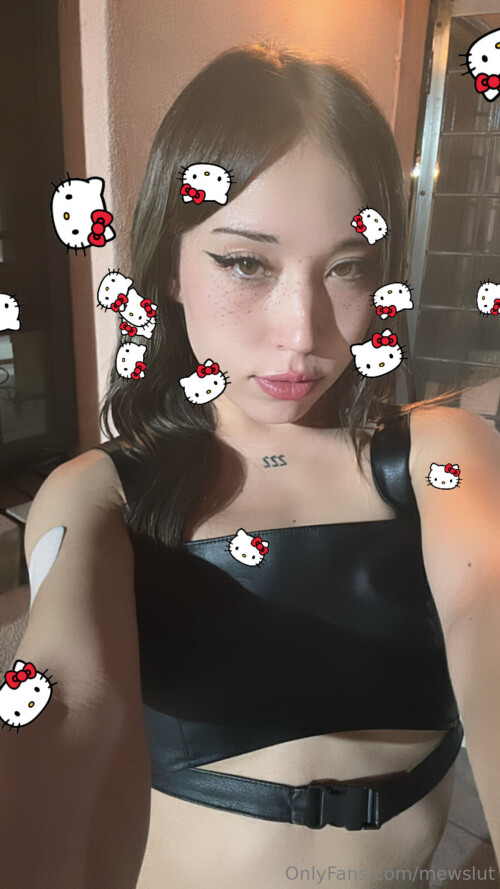 MewSlut Nude Leaked Onlyfans Photo