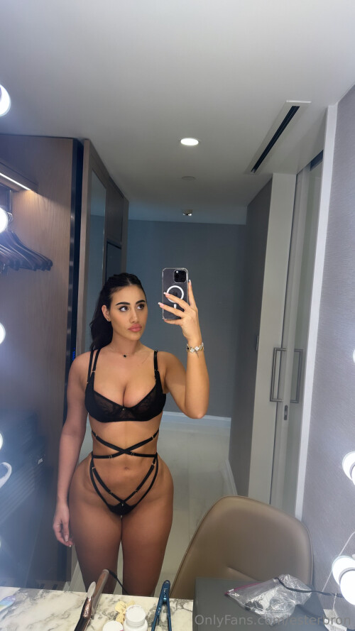 Esterbron Nude Leaked Onlyfans Photo Esterbron Nude Leaked Onlyfans Photo