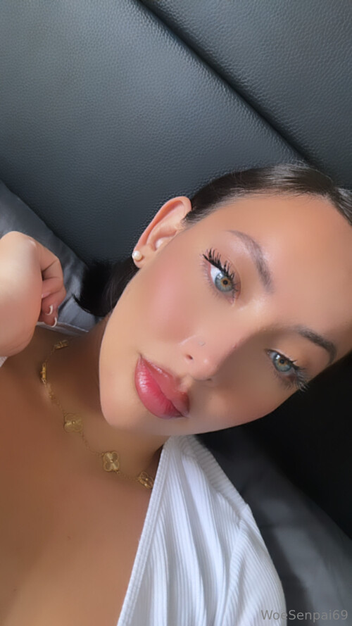 Woe Alexandra - woesenpai69 Nude Leaked Onlyfans Photo