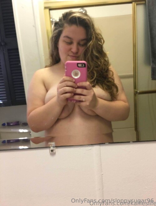 1364456532_I-recommended-supporting-beautiful-Kallie-https___onlyfans.._01_995x1316_6e019612e87c8f44a52.jpg