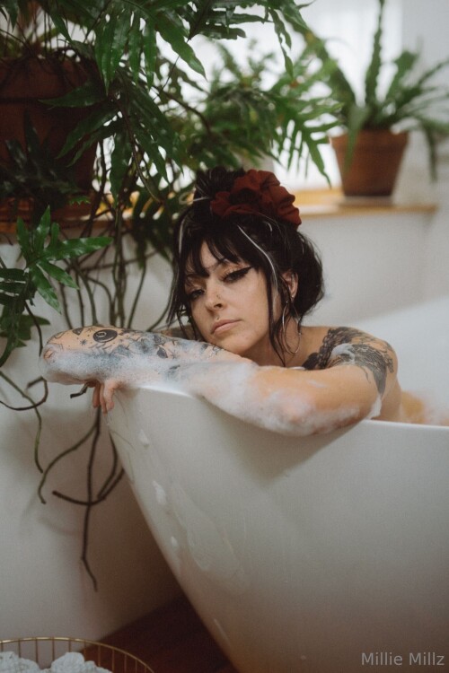 milliemillz / MillieKnoxx / Millie Millz Nude Leaked Onlyfans Photo milliemillz / MillieKnoxx / Millie Millz Nude Leaked Onlyfans Photo