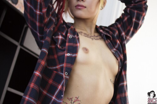 mahnee / suicide_mahnee Nude Leaked Onlyfans Photo