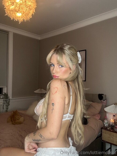 Lottie Moss Nude Leaked Onlyfans Photo Lottie Moss Nude Leaked Onlyfans Photo