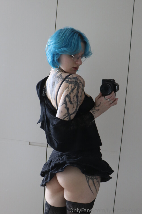 Lyra Crow | lyracr0w0 Nude Leaked Onlyfans Photo Lyra Crow | lyracr0w0 Nude Leaked Onlyfans Photo