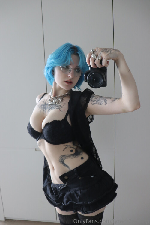 Lyra Crow | lyracr0w0 Nude Leaked Onlyfans Photo Lyra Crow | lyracr0w0 Nude Leaked Onlyfans Photo