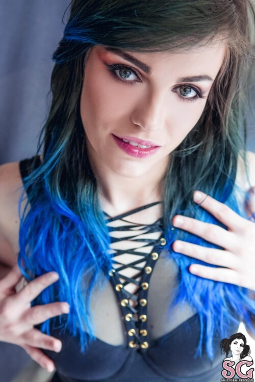 Lovia Suicide Nude Leaked Onlyfans Photo