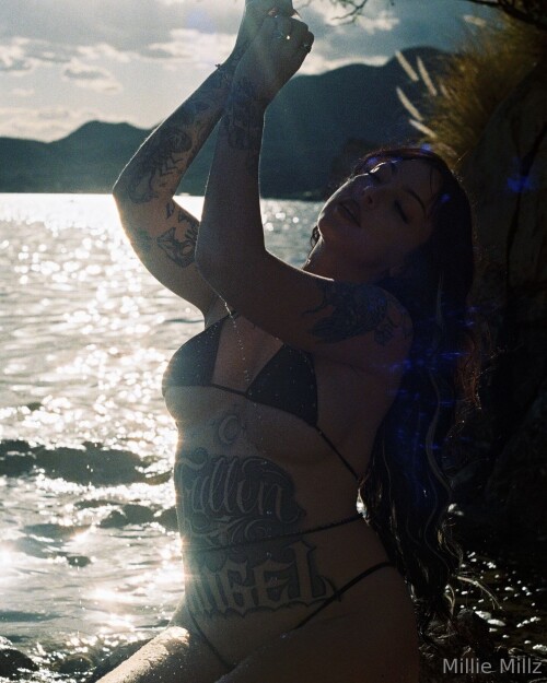 milliemillz / MillieKnoxx / Millie Millz Nude Leaked Onlyfans Photo milliemillz / MillieKnoxx / Millie Millz Nude Leaked Onlyfans Photo