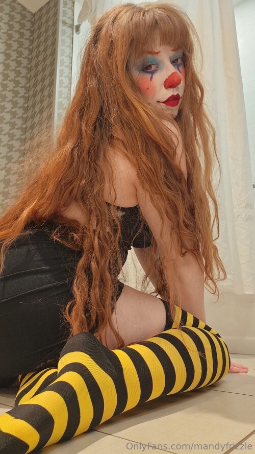 MandyFrizzle / SandyFrizzle Nude Leaked Onlyfans Photo MandyFrizzle / SandyFrizzle Nude Leaked Onlyfans Photo
