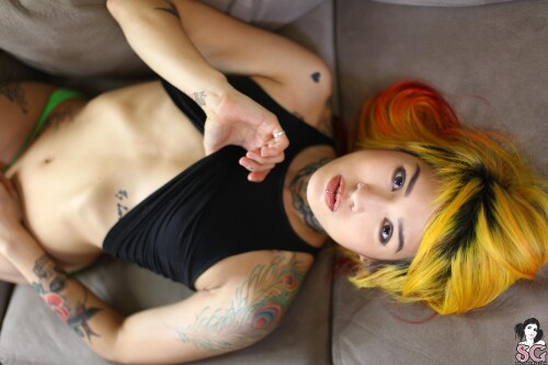 mahnee / suicide_mahnee Nude Leaked Onlyfans Photo
