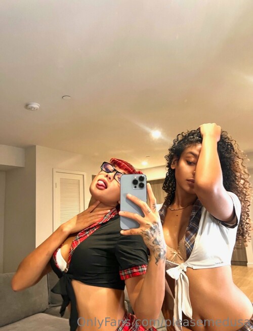 Aliakadir/Pleasemedusa Nude Leaked Onlyfans Photo Aliakadir/Pleasemedusa Nude Leaked Onlyfans Photo