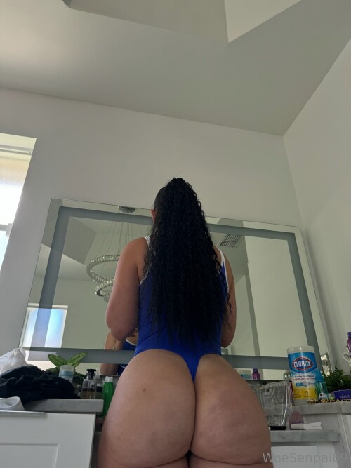 Woe Alexandra - woesenpai69 Nude Leaked Onlyfans Photo