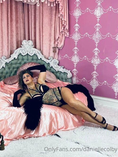 Danielle Colby Nude Leaked Onlyfans Photo Danielle Colby Nude Leaked Onlyfans Photo