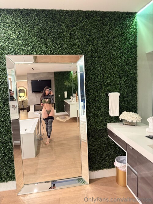 Perlababe/Alina.rose9/Alina Rose Nude Leaked Onlyfans Photo Perlababe/Alina.rose9/Alina Rose Nude Leaked Onlyfans Photo