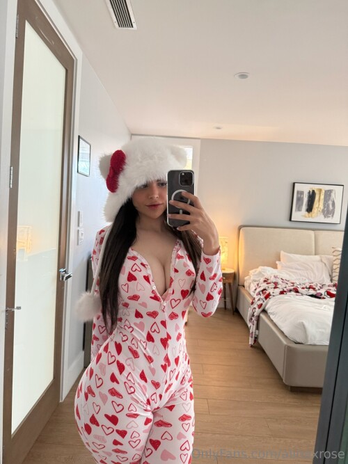 Perlababe/Alina.rose9/Alina Rose Nude Leaked Onlyfans Photo Perlababe/Alina.rose9/Alina Rose Nude Leaked Onlyfans Photo