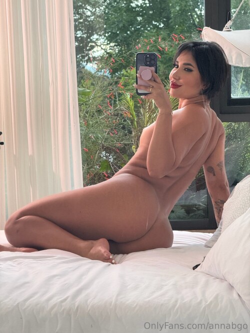 Anna Beggion / annabgo Nude Leaked Onlyfans Photo