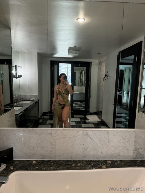 Woe Alexandra - woesenpai69 Nude Leaked Onlyfans Photo