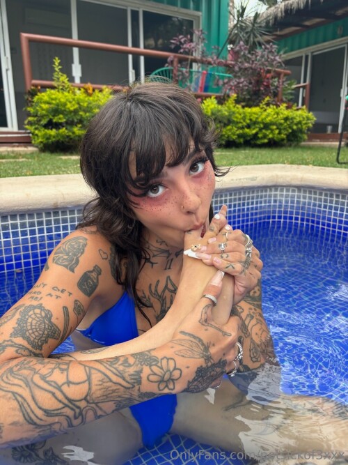 Notsick3 Keaton Belle Nude Leaked Onlyfans Photo Notsick3 Keaton Belle Nude Leaked Onlyfans Photo