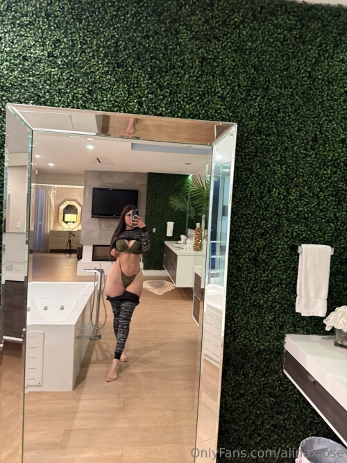 Perlababe/Alina.rose9/Alina Rose Nude Leaked Onlyfans Photo Perlababe/Alina.rose9/Alina Rose Nude Leaked Onlyfans Photo