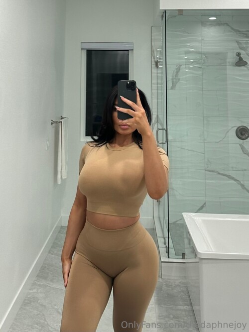 DaphneJoy Nude Leaked Onlyfans Photo DaphneJoy Nude Leaked Onlyfans Photo