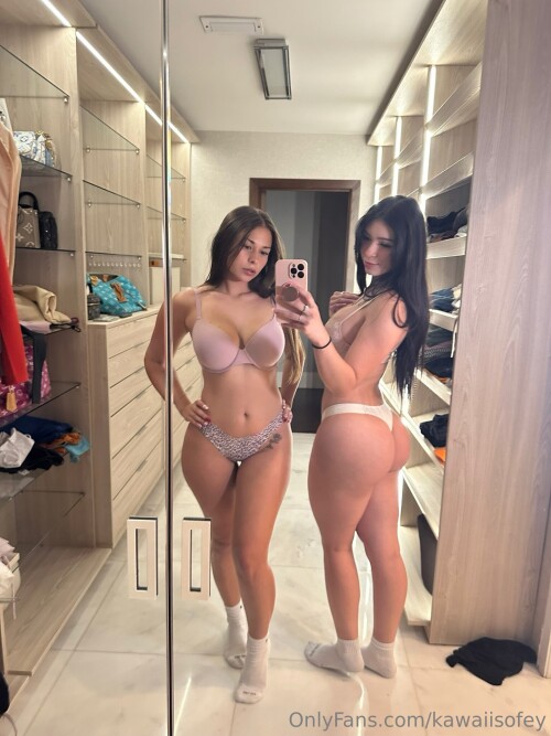 Malayaax - Sophieraiin Nude Leaked Onlyfans Photo