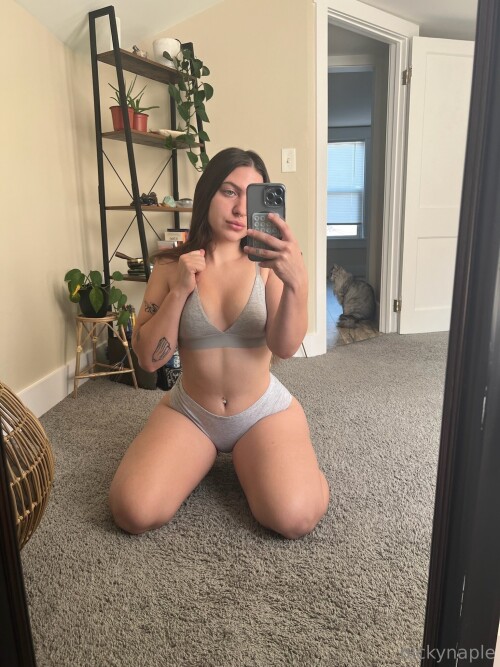 Nickynaple Nude Leaked Onlyfans Photo Nickynaple Nude Leaked Onlyfans Photo