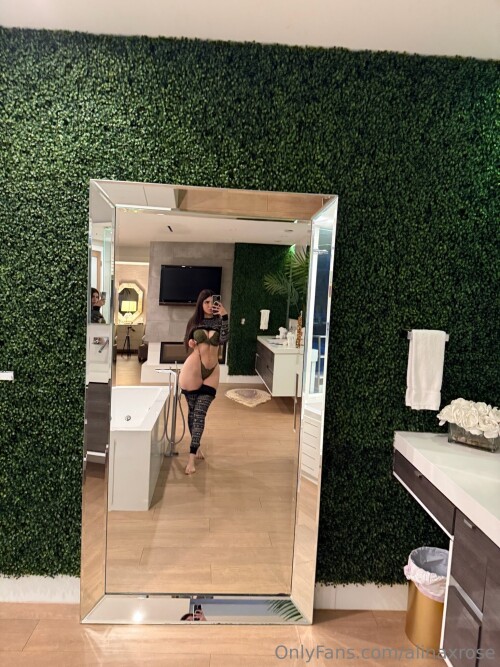 Perlababe/Alina.rose9/Alina Rose Nude Leaked Onlyfans Photo Perlababe/Alina.rose9/Alina Rose Nude Leaked Onlyfans Photo