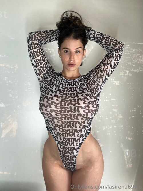 LaSirena69 Nude Leaked Onlyfans Photo LaSirena69 Nude Leaked Onlyfans Photo