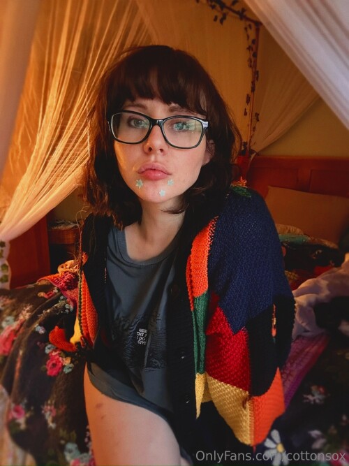 Alice Cotton Sox | Alicewinterhold Nude Leaked Onlyfans Photo Alice Cotton Sox | Alicewinterhold Nude Leaked Onlyfans Photo