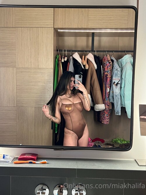 Mia Khalifa Nude Leaked Onlyfans Photo