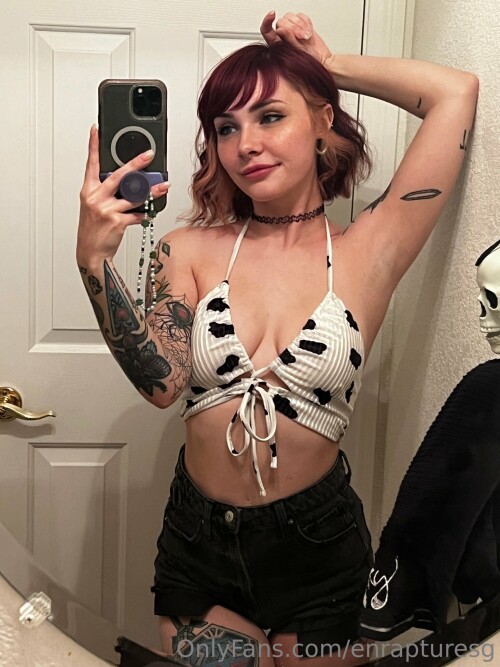 enrapturesg | enrapturex | elise tails Nude Leaked Onlyfans Photo