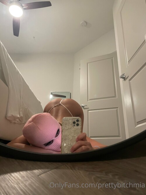 Miahuffmannn | prettybitchmia Nude Leaked Onlyfans Photo Miahuffmannn | prettybitchmia Nude Leaked Onlyfans Photo