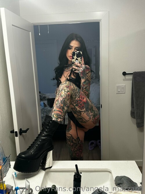 Angela Mazzanti Nude Leaked Onlyfans Photo