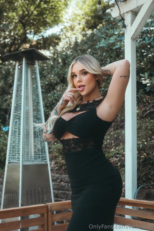 Kali Roses Nude Leaked Onlyfans Photo Kali Roses Nude Leaked Onlyfans Photo