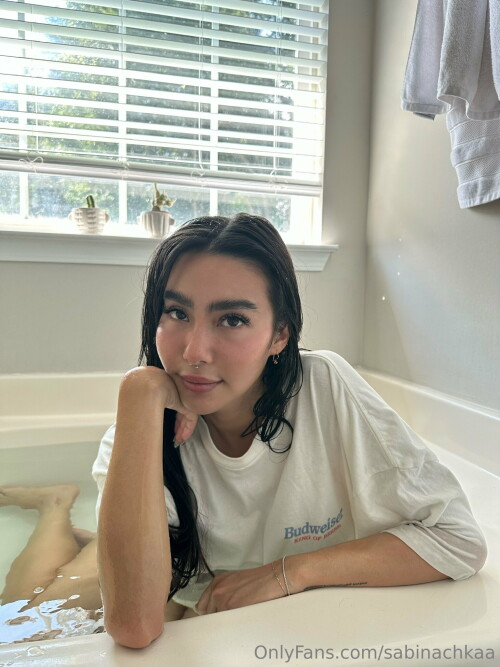 1537x2049_8c27e4001252319f2f64cdee5fa4b9ec98b9cfb9a7a2045b.jpg