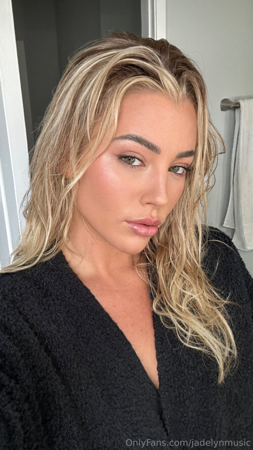 1573x2796_e7ca4b8fd8fe8160f18dacd629e2d88d54c9f36bbe3582c7.jpg