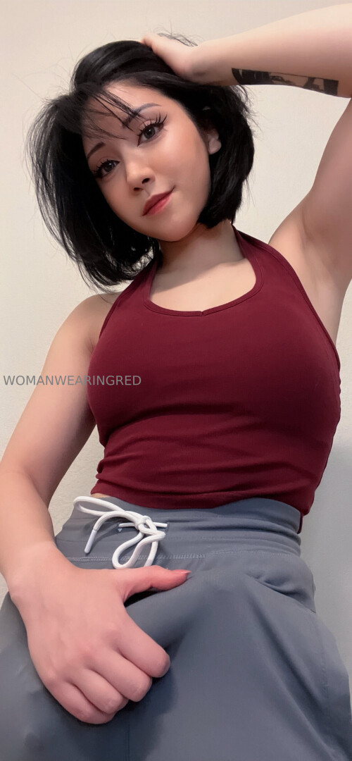 womanwearingred / Buffbunnymika / Buffbunbun Nude Leaked Onlyfans Photo