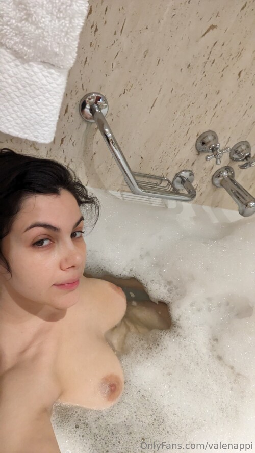 Valentina Nappi Nude Leaked Onlyfans Photo Valentina Nappi Nude Leaked Onlyfans Photo
