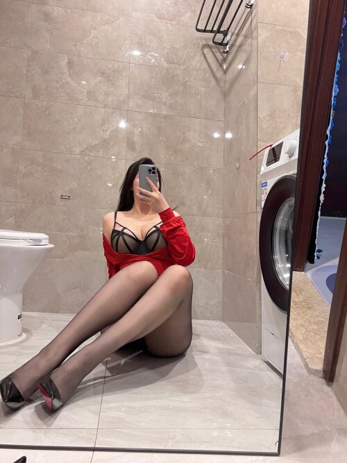 是120斤的小王同学 Nude Leaked Onlyfans Photo 是120斤的小王同学 Nude Leaked Onlyfans Photo