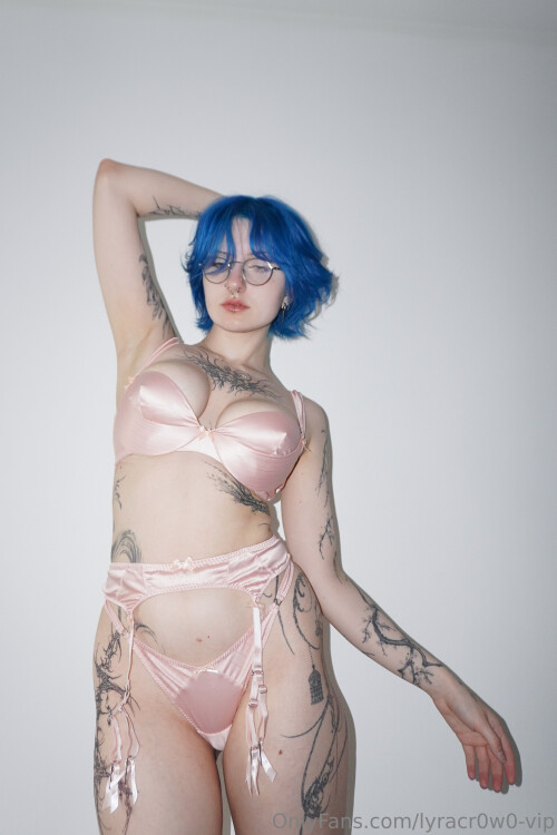 Lyra Crow | lyracr0w0 Nude Leaked Onlyfans Photo Lyra Crow | lyracr0w0 Nude Leaked Onlyfans Photo
