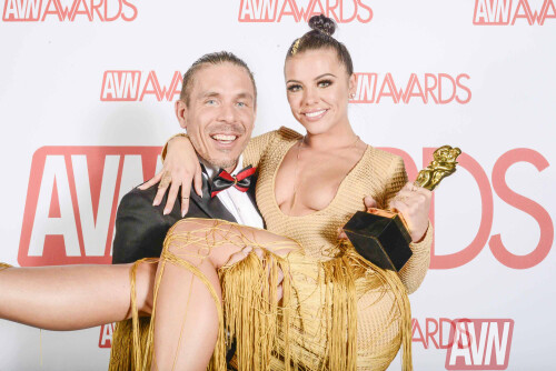 2017-AVN-Awards-021b1e84fd40182ca7.md.jpg